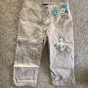 Khaki capris